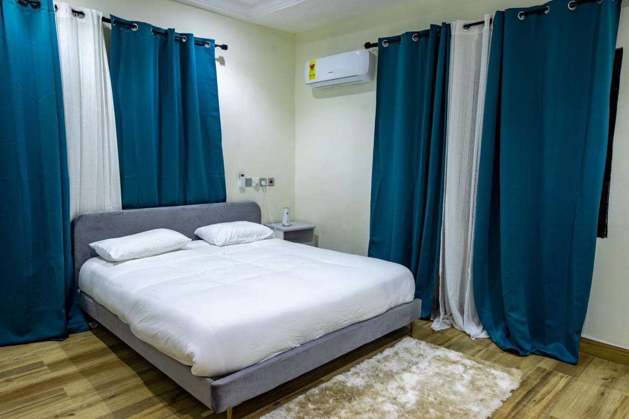 Cloud9 Luxury Apartments Accra Extérieur photo
