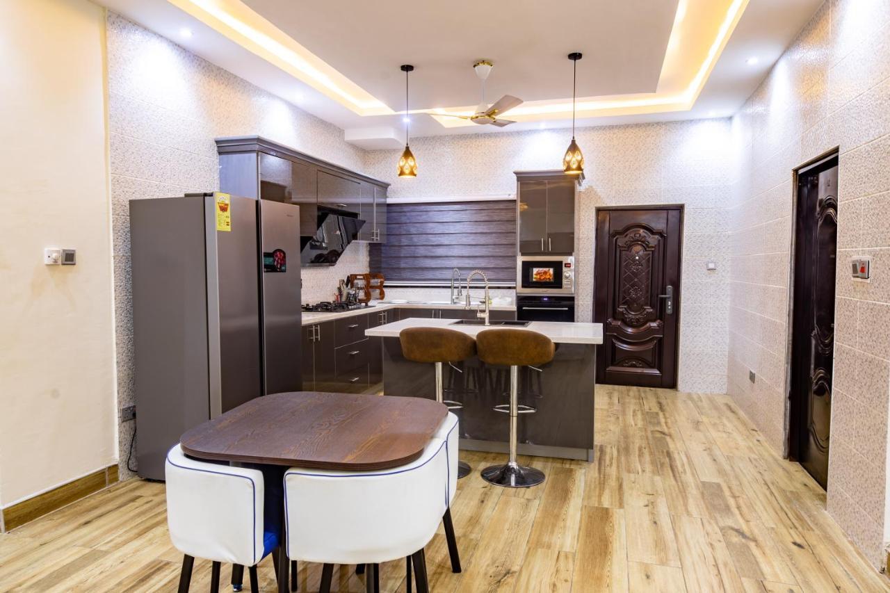 Cloud9 Luxury Apartments Accra Extérieur photo
