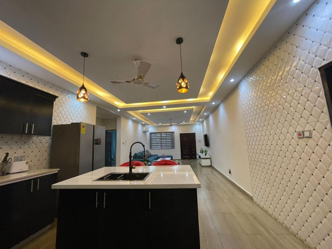 Cloud9 Luxury Apartments Accra Extérieur photo