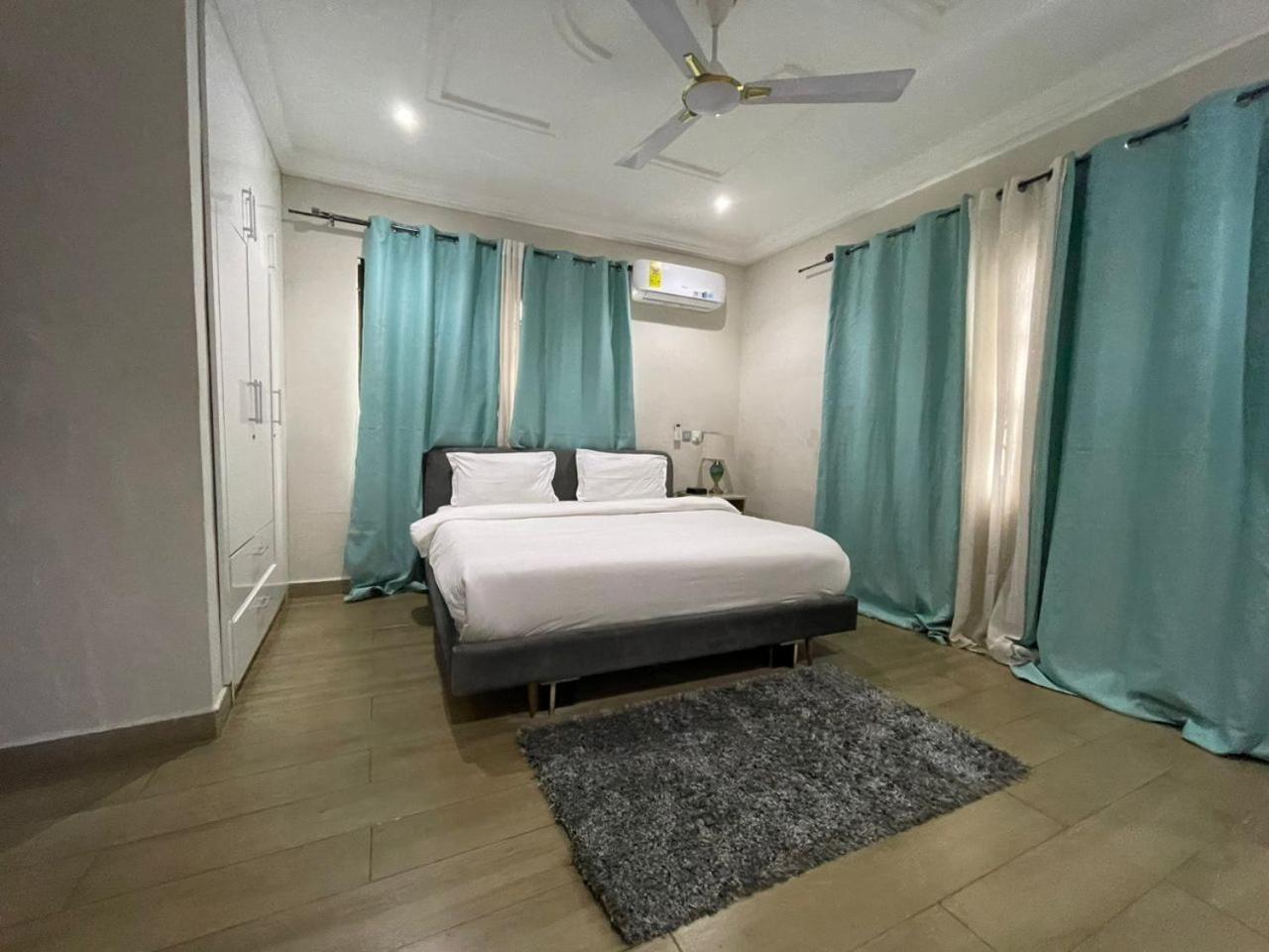Cloud9 Luxury Apartments Accra Extérieur photo